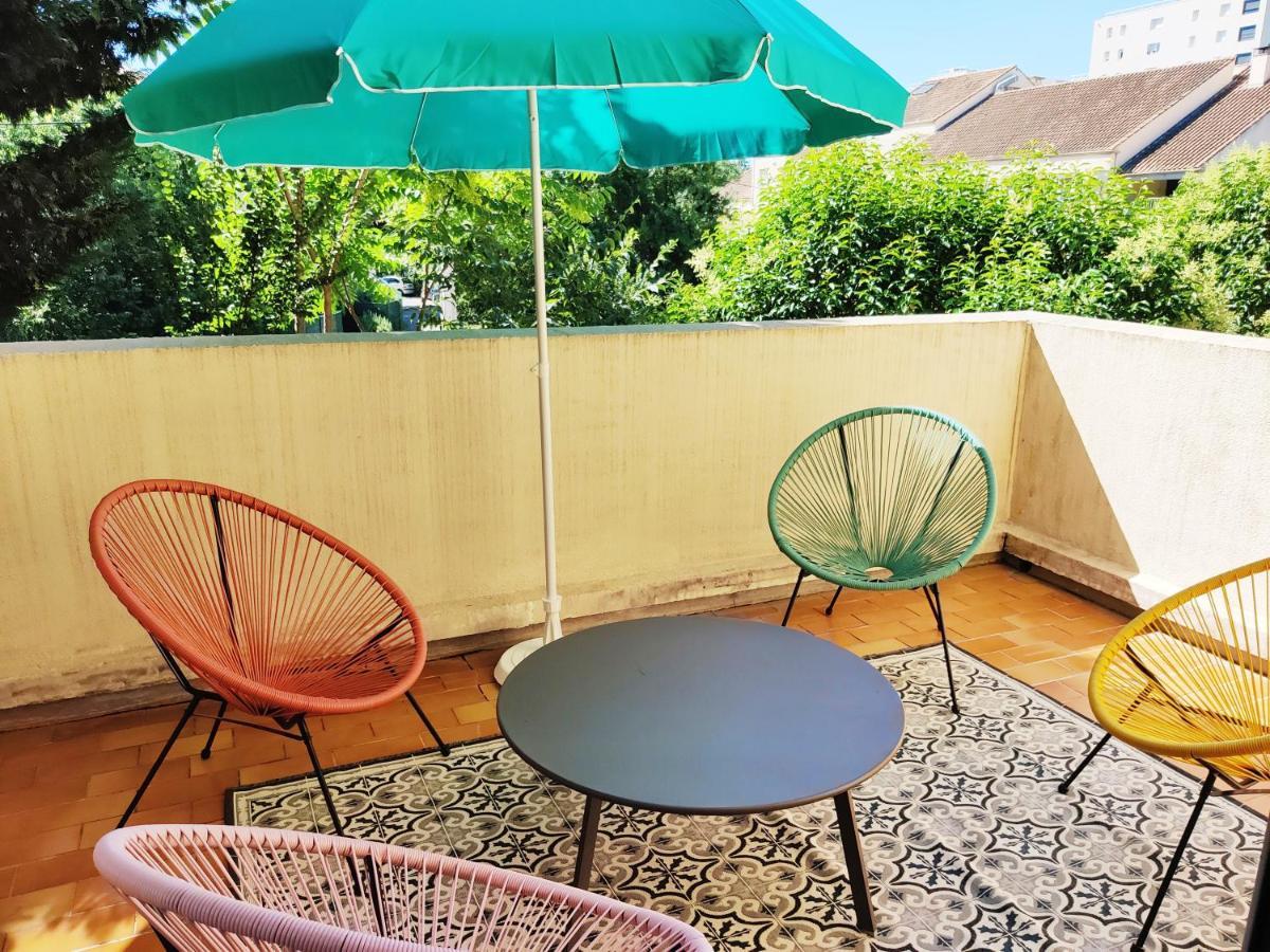 Suite 450 - T4 + 2 Terrasses + Parking 몽펠리에 외부 사진